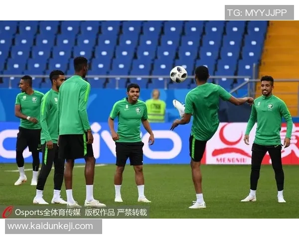 乌拉圭与沙特阿拉伯上半场精彩对决分析与战术解析