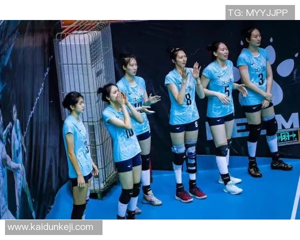 吴梦洁共享新发型却被品德劫持！网友：运动员也有自己日子